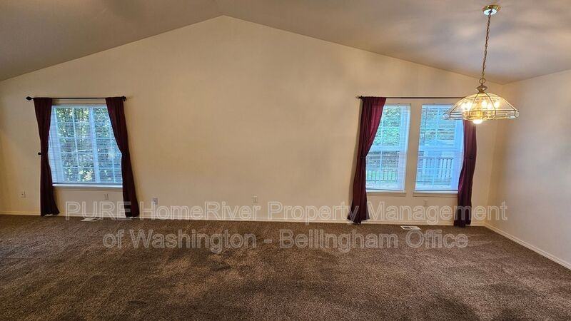 613 Cedar Tree Dr - Photo 6 of 20