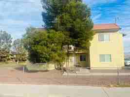featured image of 800 E Virginia Way