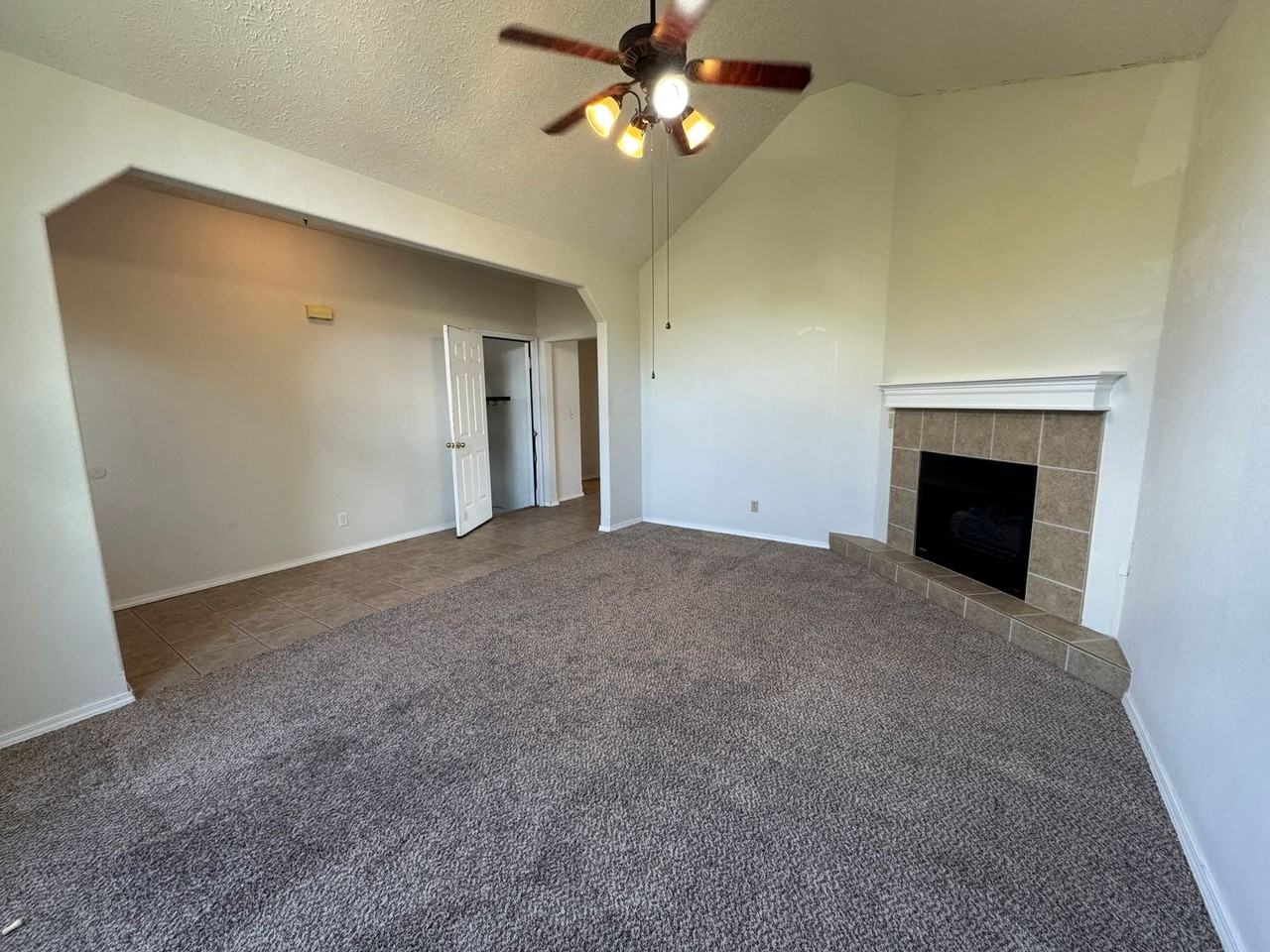 318 Carmel Valley Way - Photo 5 of 27