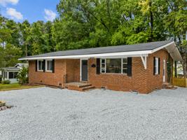 featured image of 2003 N Duke St