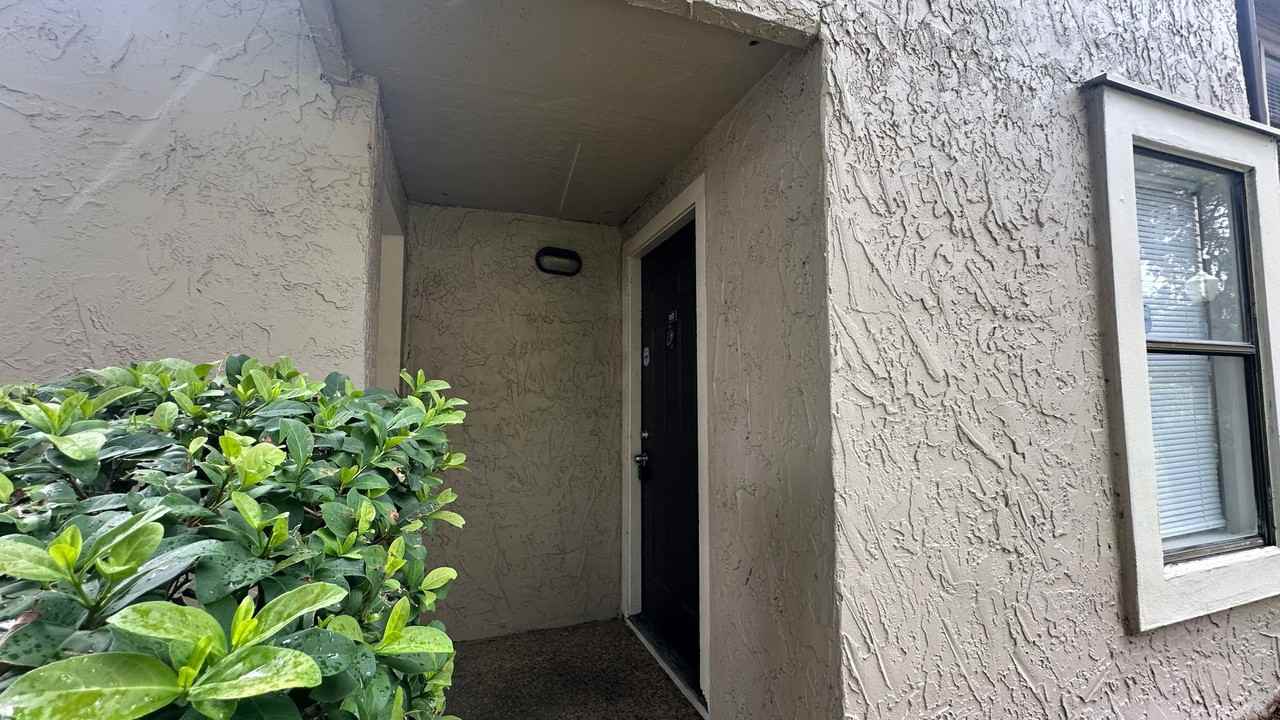3014 Antique Oaks Cir #117 - Photo 2 of 23