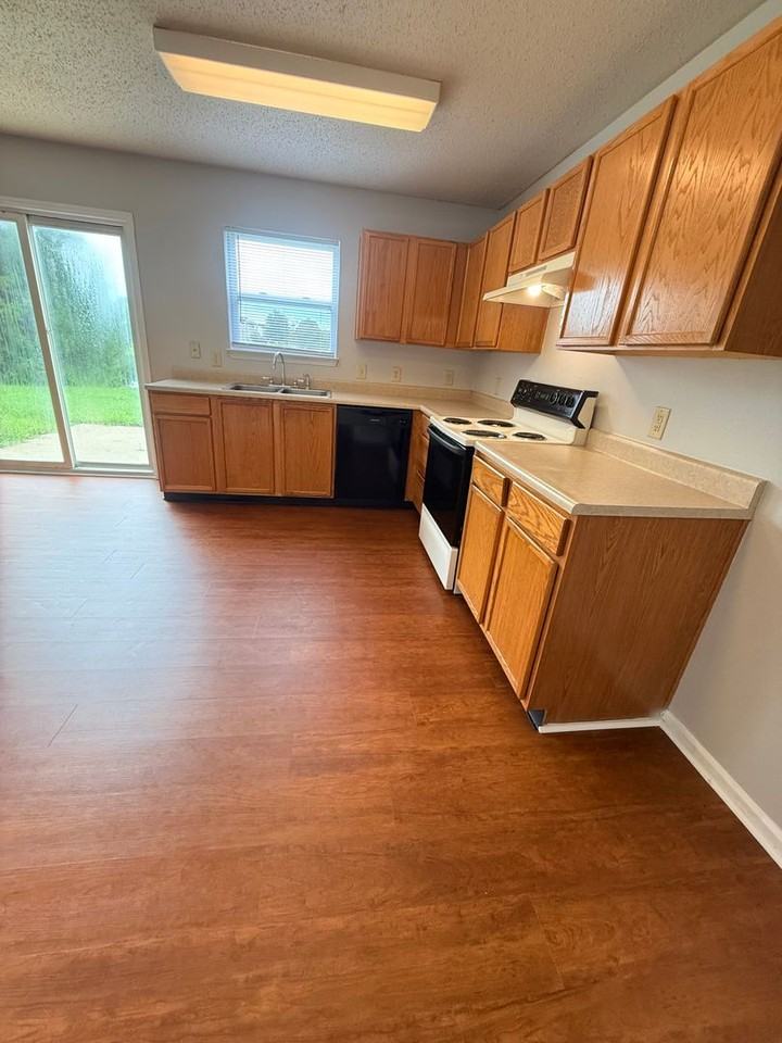 10391 Cotton Blossom Dr - Photo 6 of 19