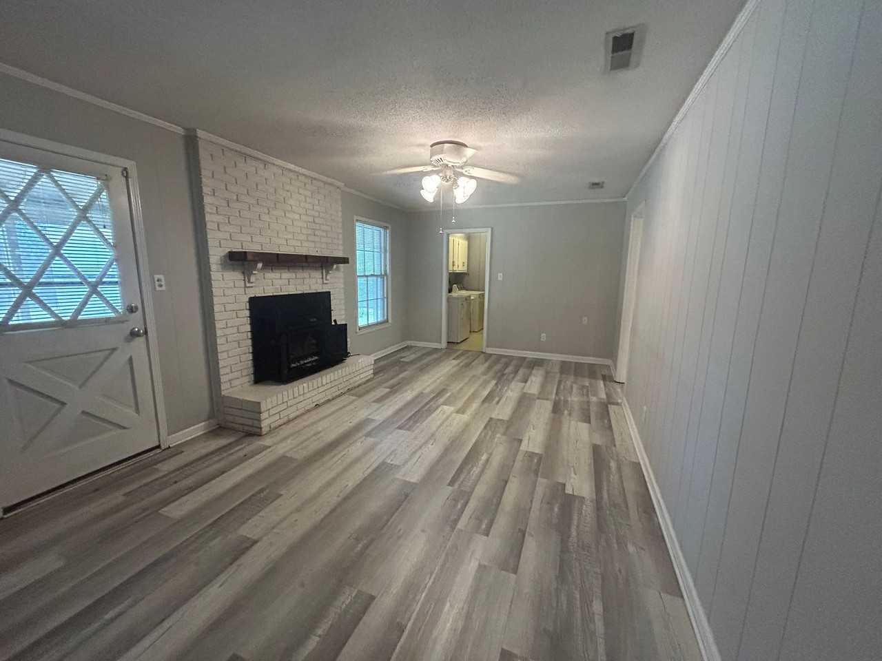 2203 Lasabre Ln Se - Photo 7 of 17