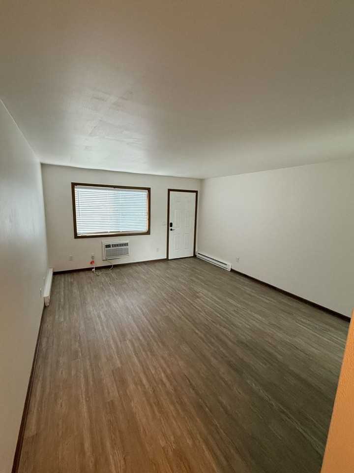 Hillside Townhomes - Photo 5 of 18