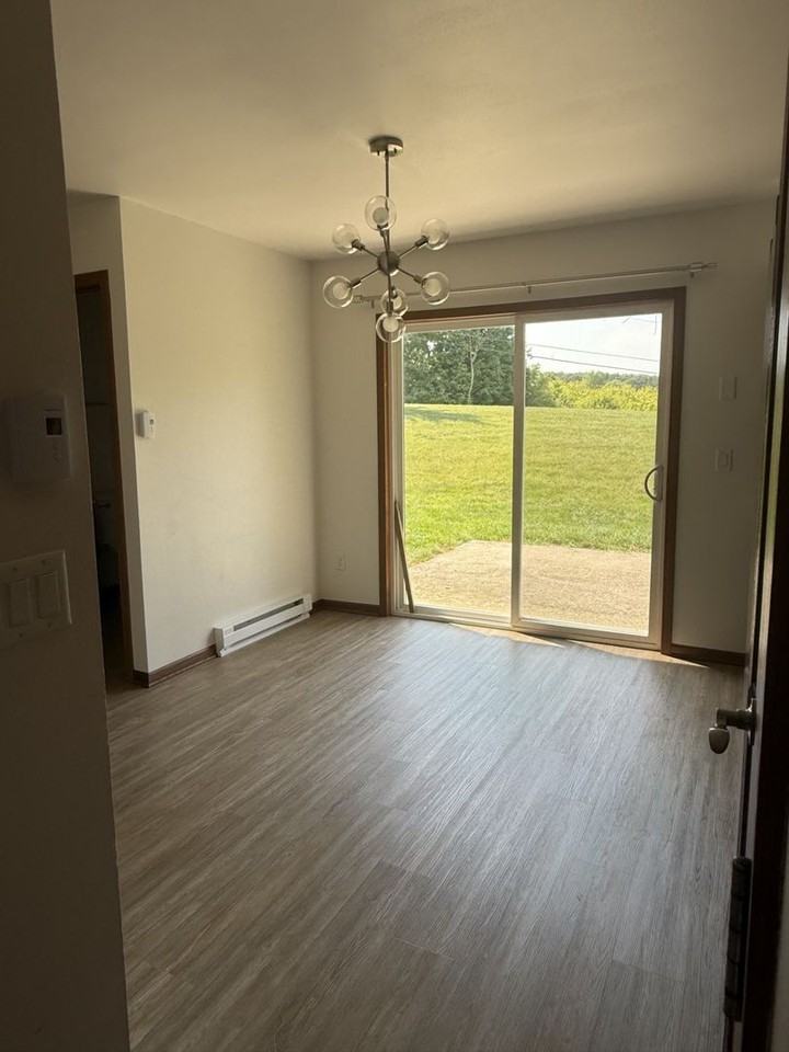 Hillside Townhomes - Photo 6 of 18