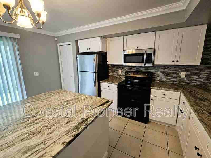 504 S Westland Ave #A - Photo 7 of 28