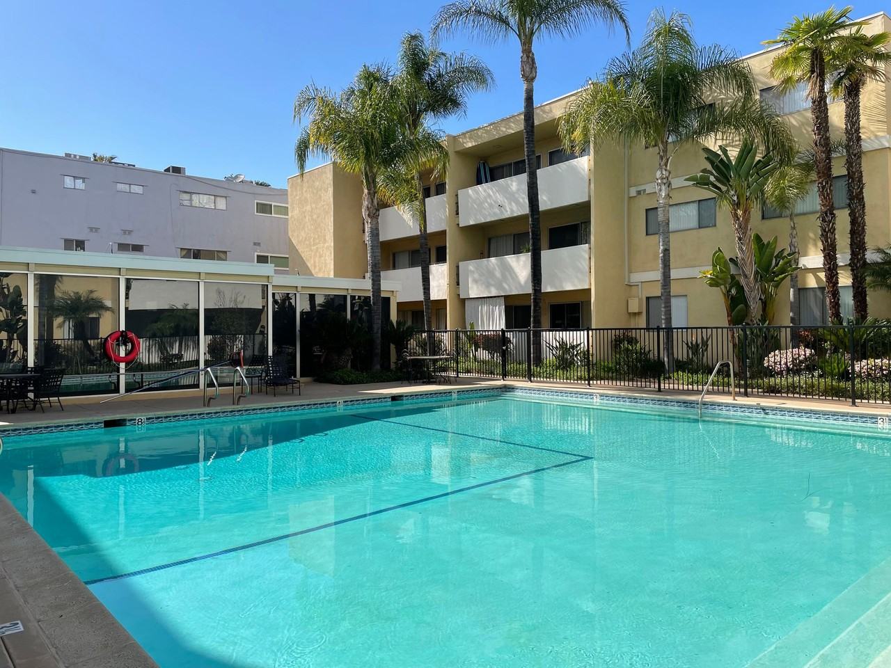 Terraces at the Oaks Apartments - Photo 4 of 6
