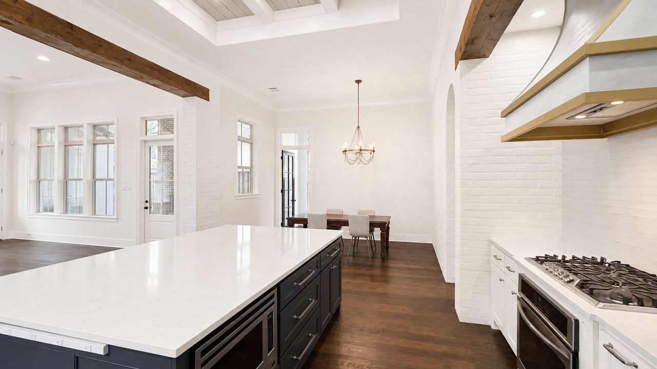 10731 Turning Leaf Dr - Photo 3 of 12