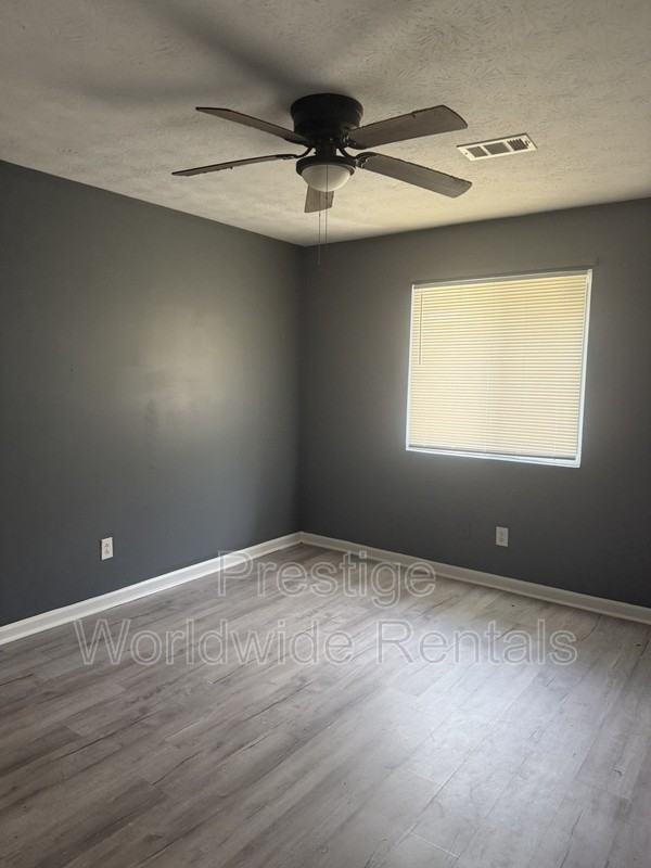 4125 Sandfort Rd - Photo 6 of 7