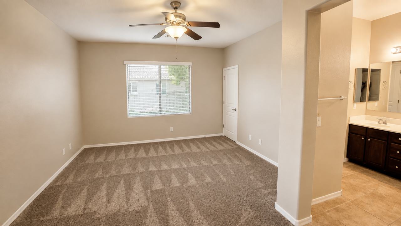 4185 E Woodside Ct - Photo 7 of 15