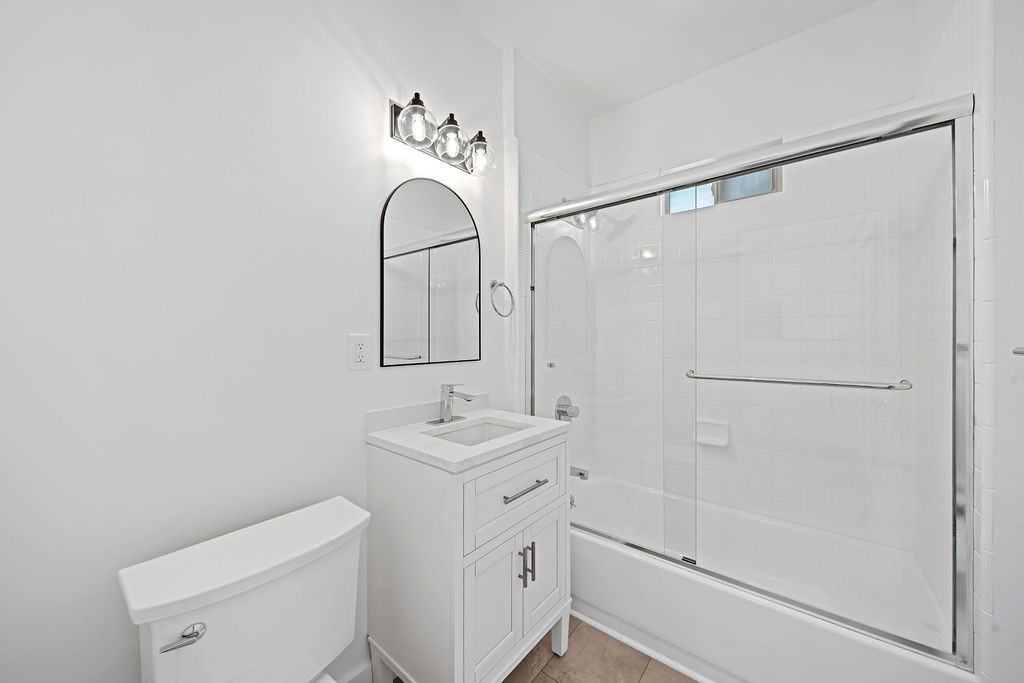 1048 Union Street #17 - Photo 4 of 16