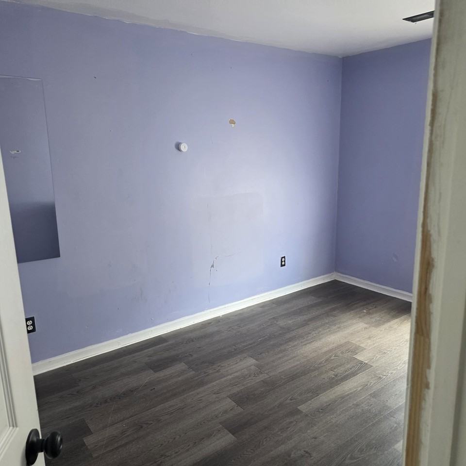 1020 Mcarthur Ave - Photo 4 of 5