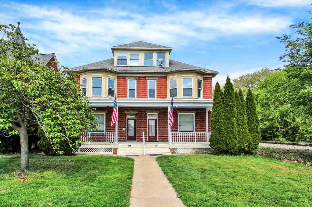 715 Oak Hill Ave #715-1S - Photo 3 of 13