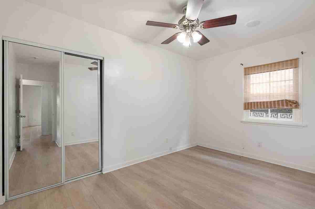 4108 Harter Ave - Photo 2 of 27
