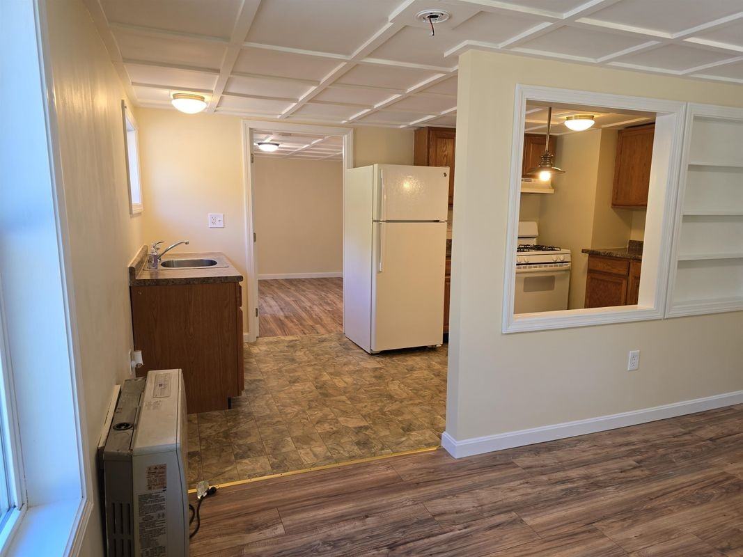 111 Maple St ##B - Photo 2 of 15