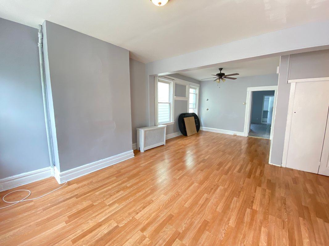 56 Newton Pl ##1 - Photo 2 of 9