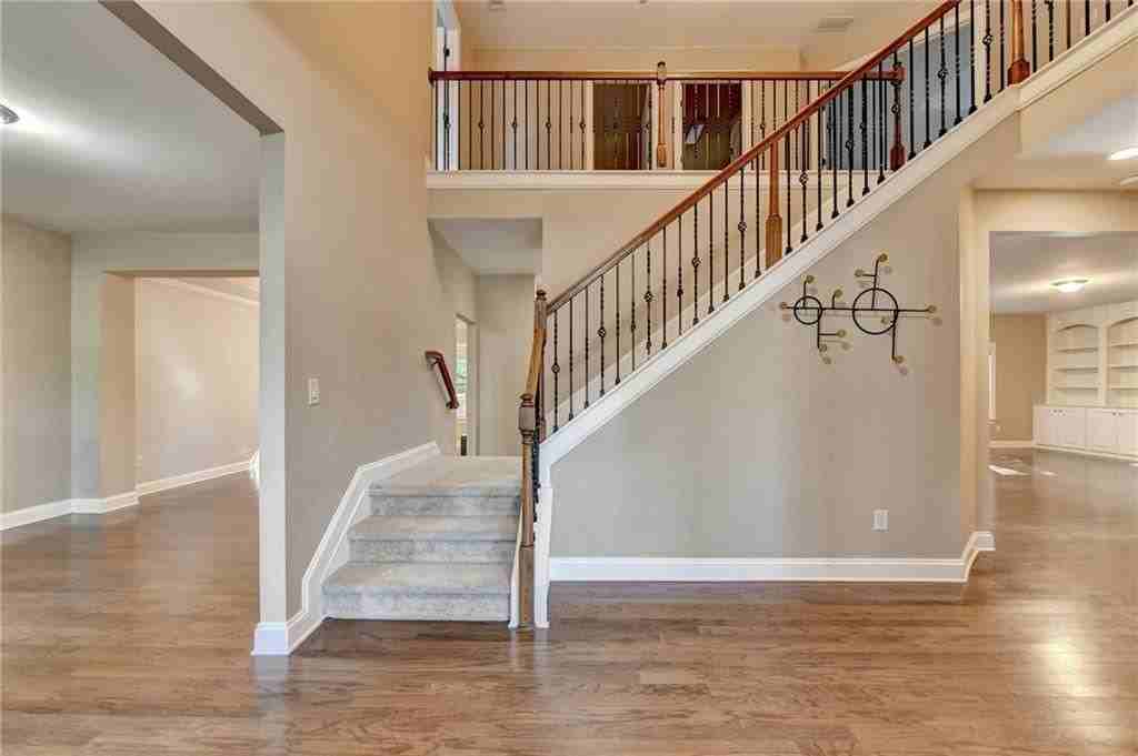 3709 Union Park Dr - Photo 3 of 50