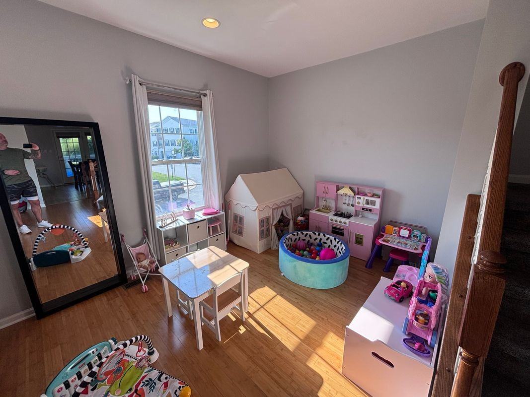 322 Larose Dr - Photo 2 of 11