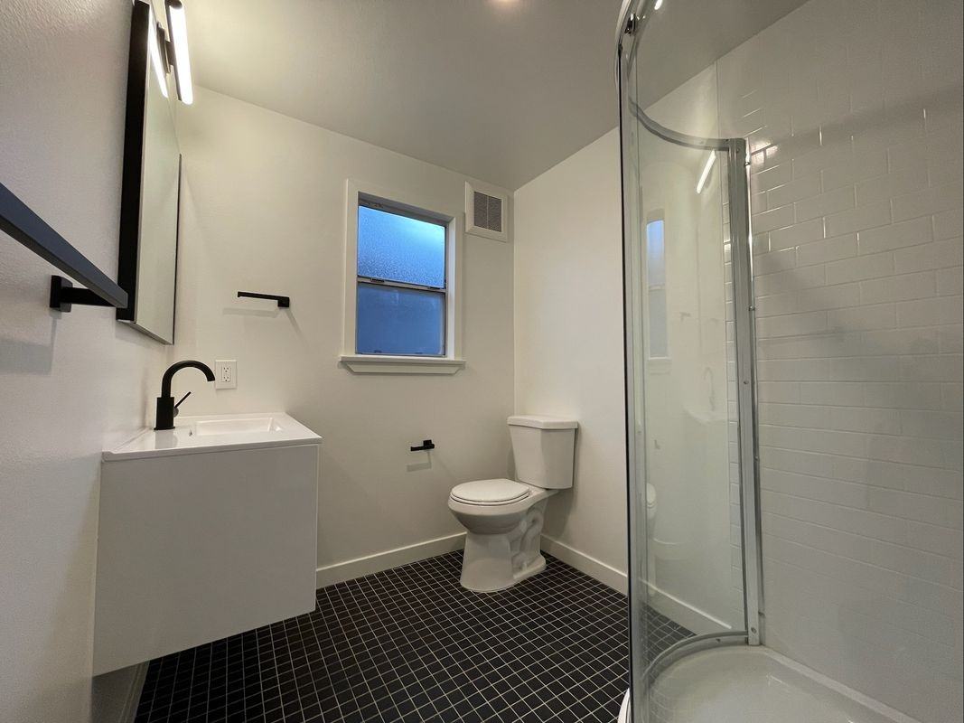 229 Granada Ave - Photo 4 of 5