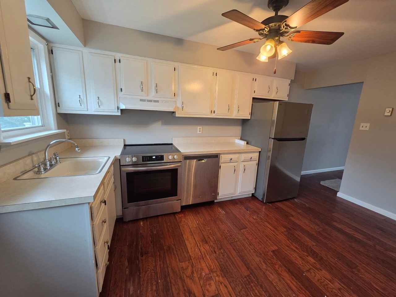 5657 Wood Ln - Photo 4 of 22