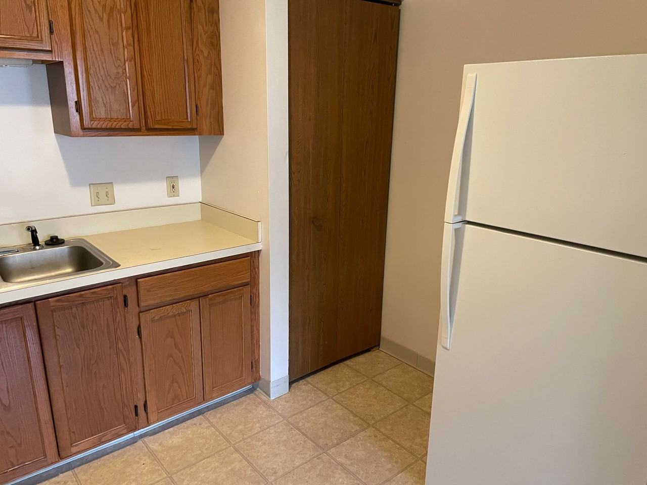 PINEVIEW - Photo 3 of 13