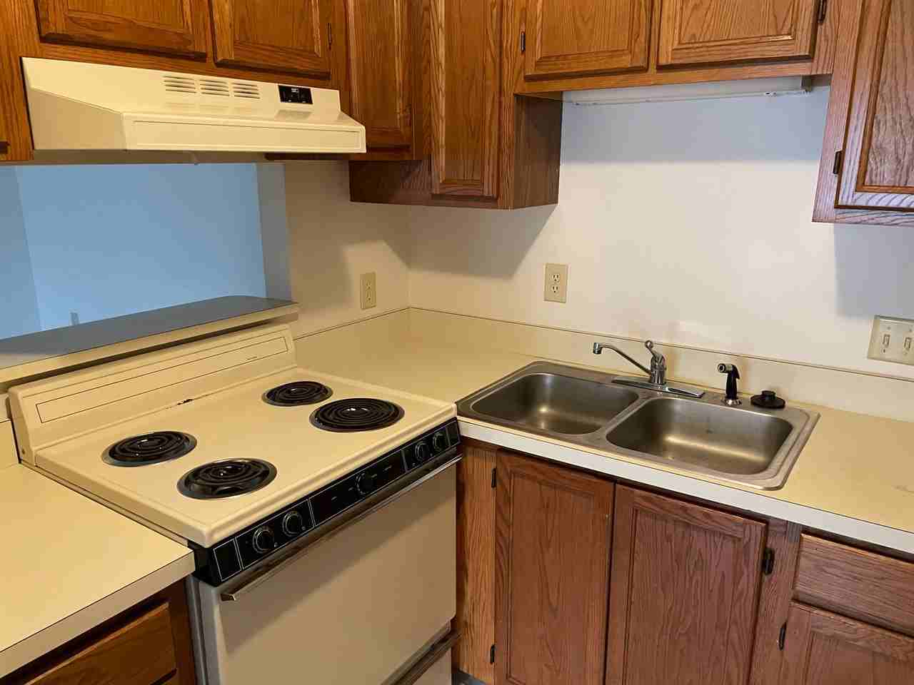 PINEVIEW - Photo 4 of 13