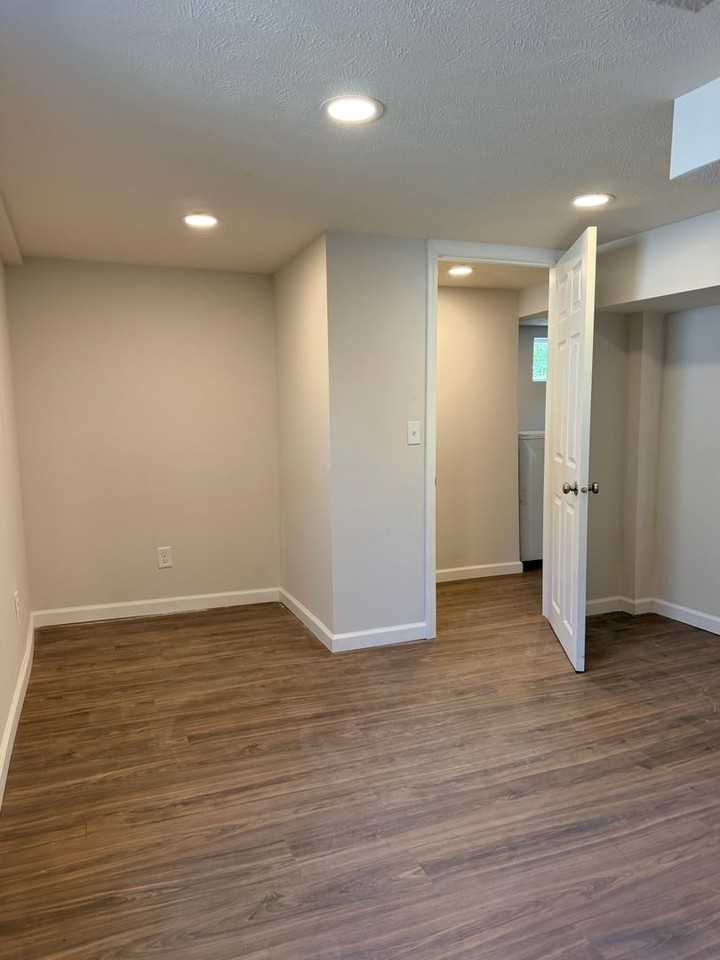 5519 Hickory St - Photo 3 of 22