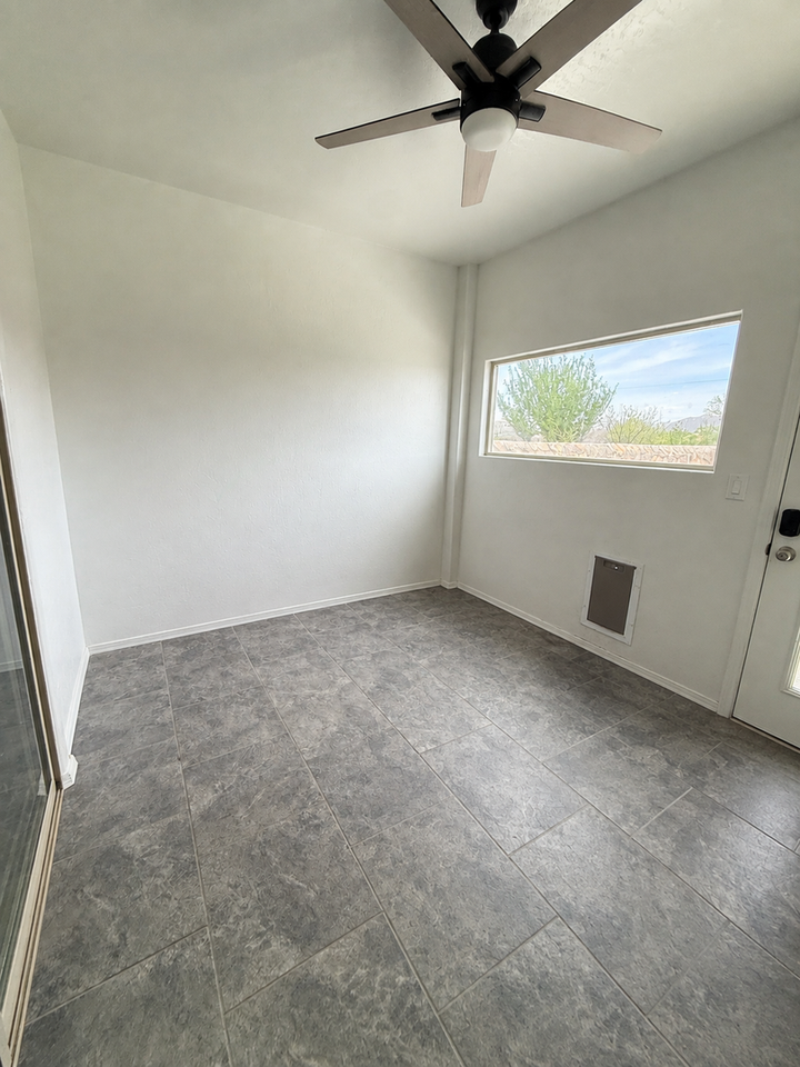 5856 Organ Peak Dr - Photo 4 of 9