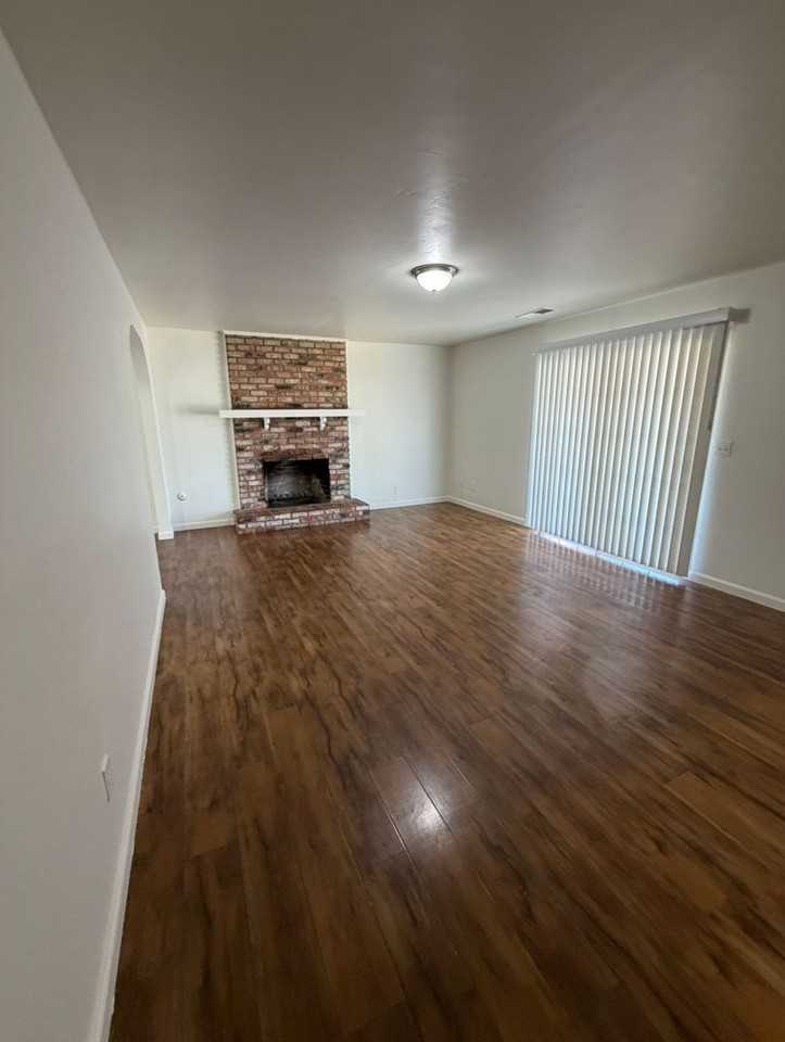 2944 S Linda Vista St - Photo 7 of 17