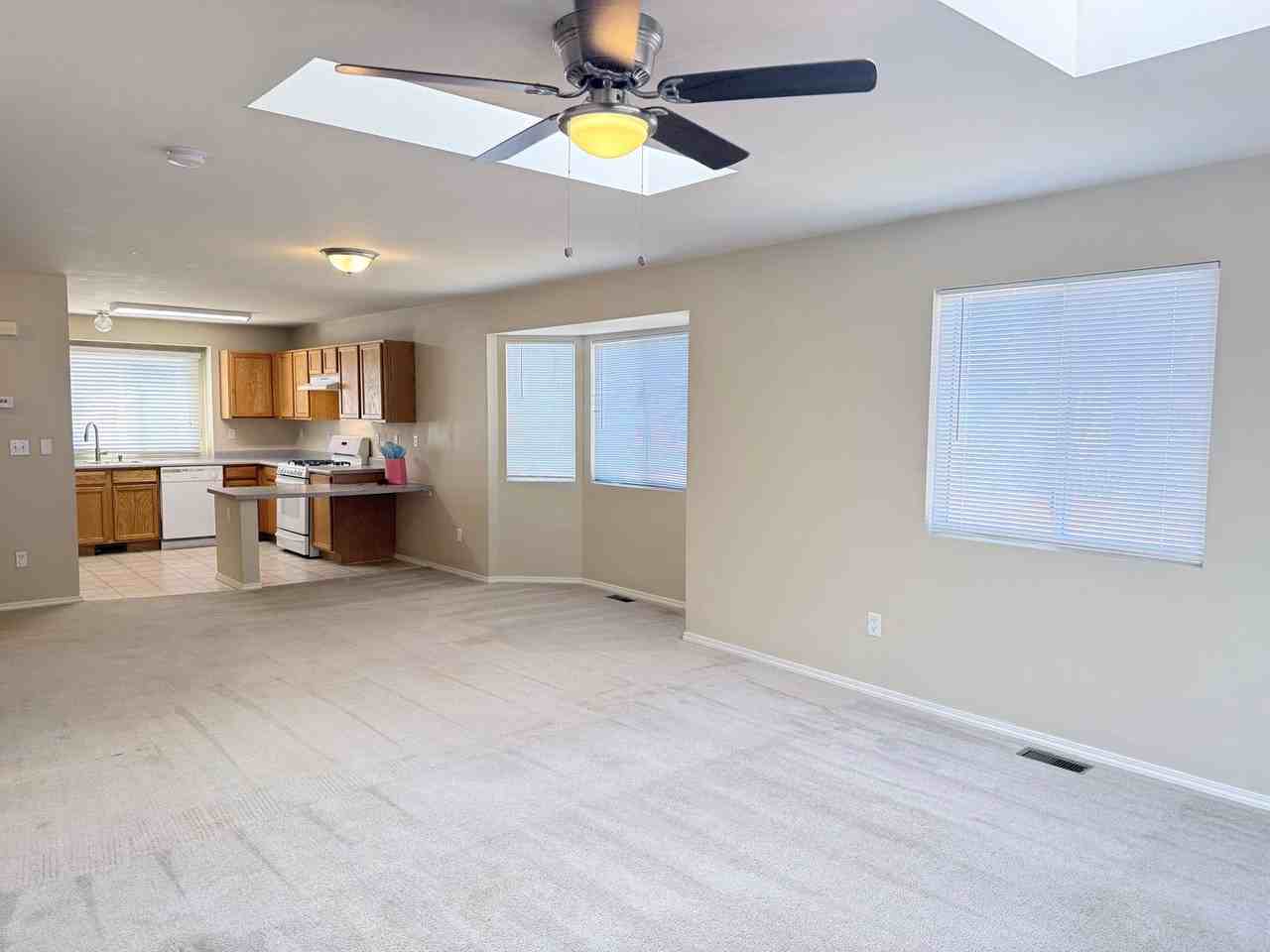 12553 Catch Pen Rd - Photo 5 of 22