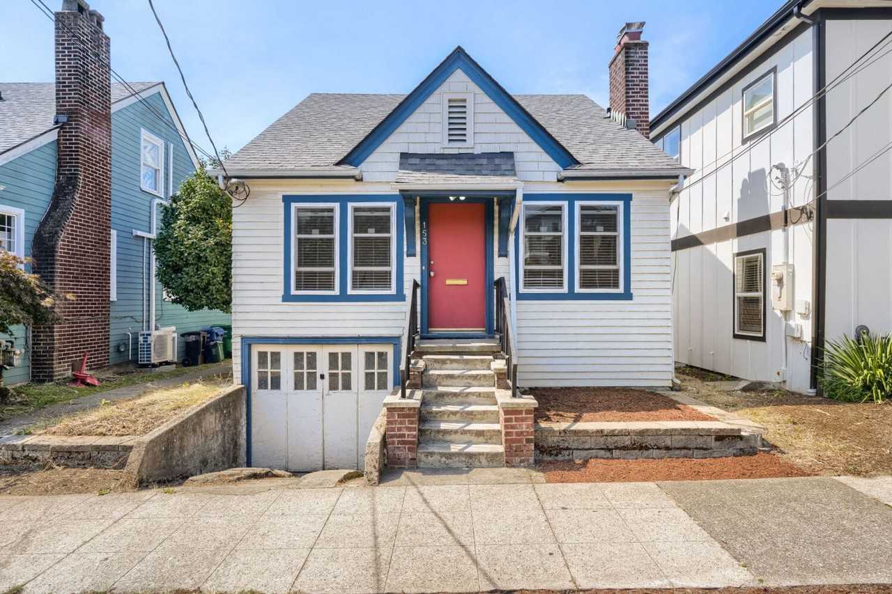 153 18th Ave - Photo 2 of 17