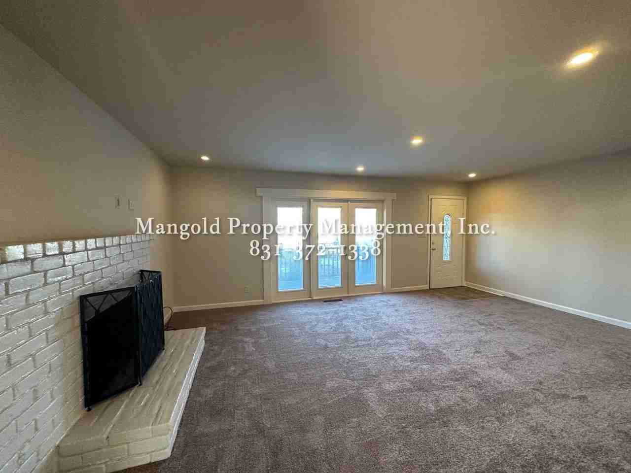 1126 Sunnyhill Ct - Photo 2 of 9
