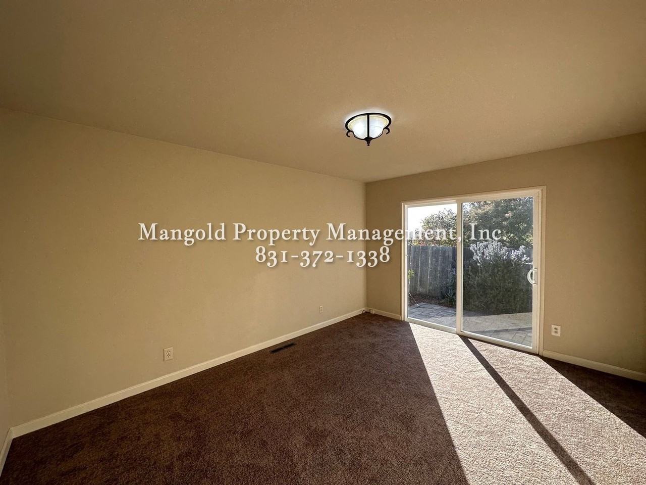 1126 Sunnyhill Ct - Photo 5 of 9