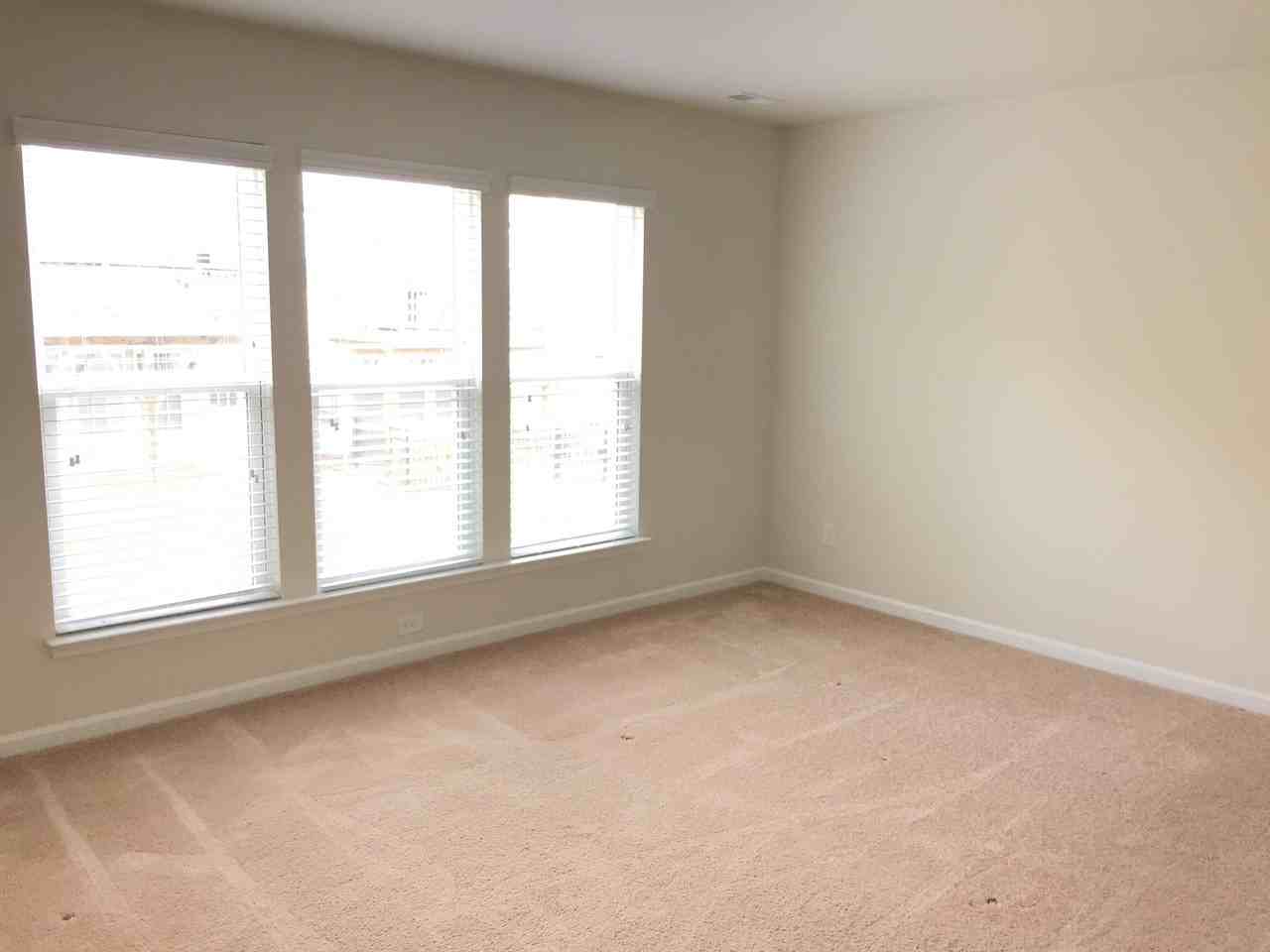 6441 Silver Star Ln - Photo 6 of 23