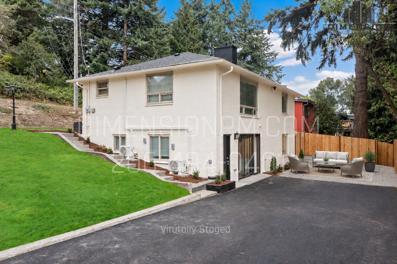 Cute Brick Duplex - Photo 6 of 6