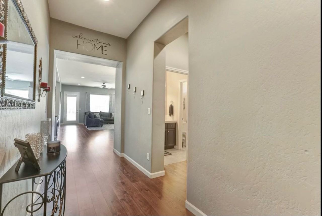 2525 W Connelly Ave - Photo 3 of 25