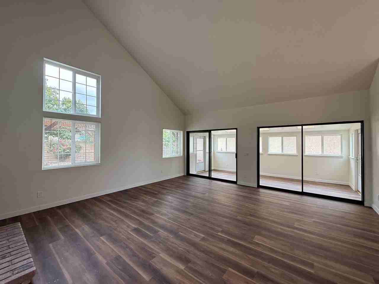 1422 Eagle Ct - Photo 7 of 50