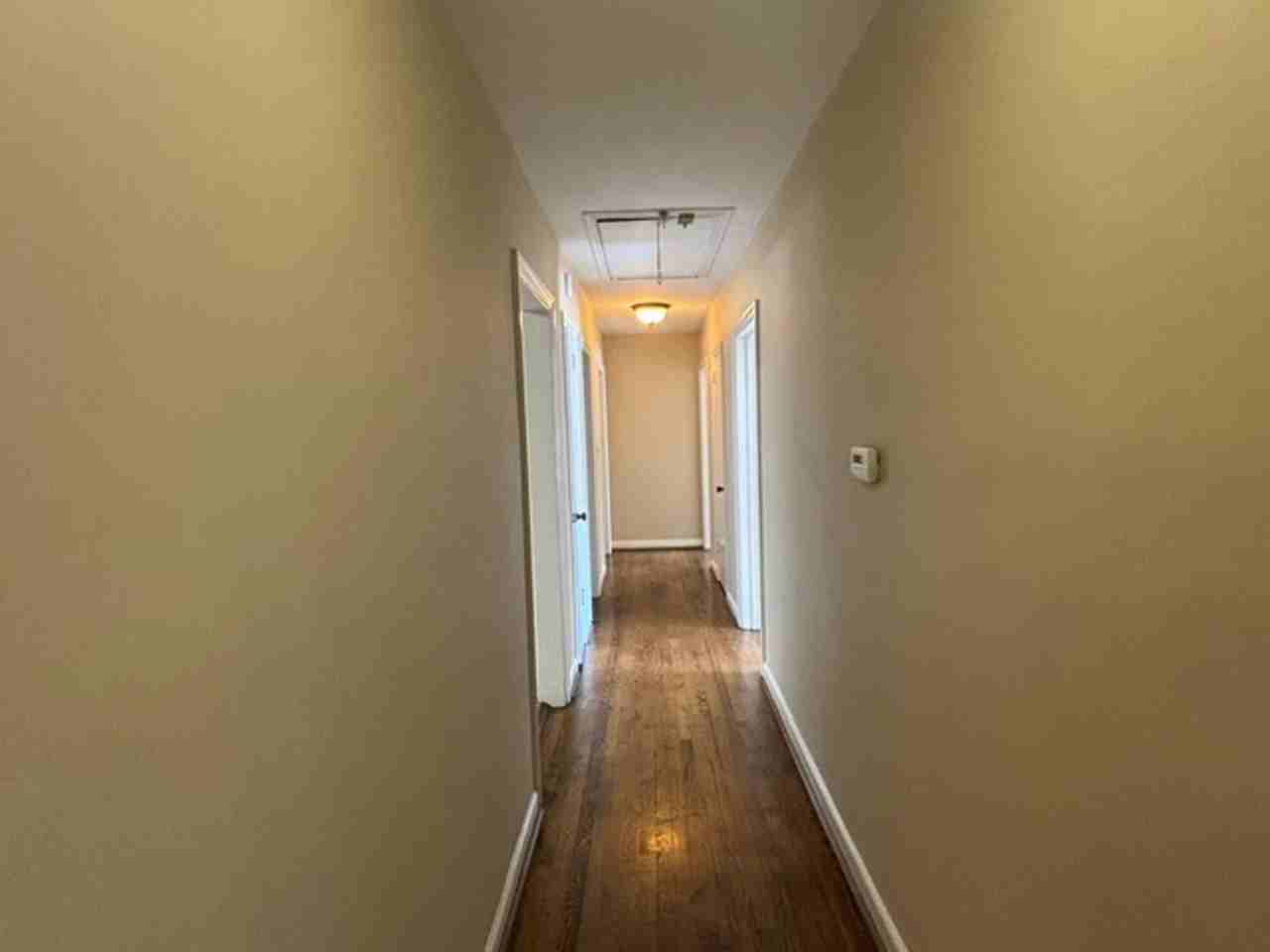 1531 Iris Dr - Photo 6 of 37