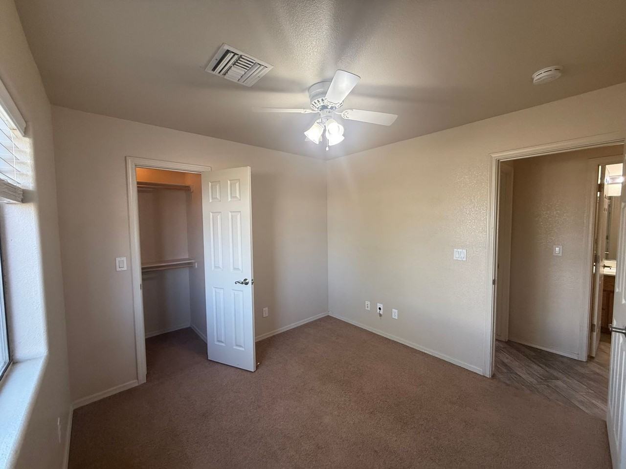 1420 Jefferson St - Photo 6 of 9