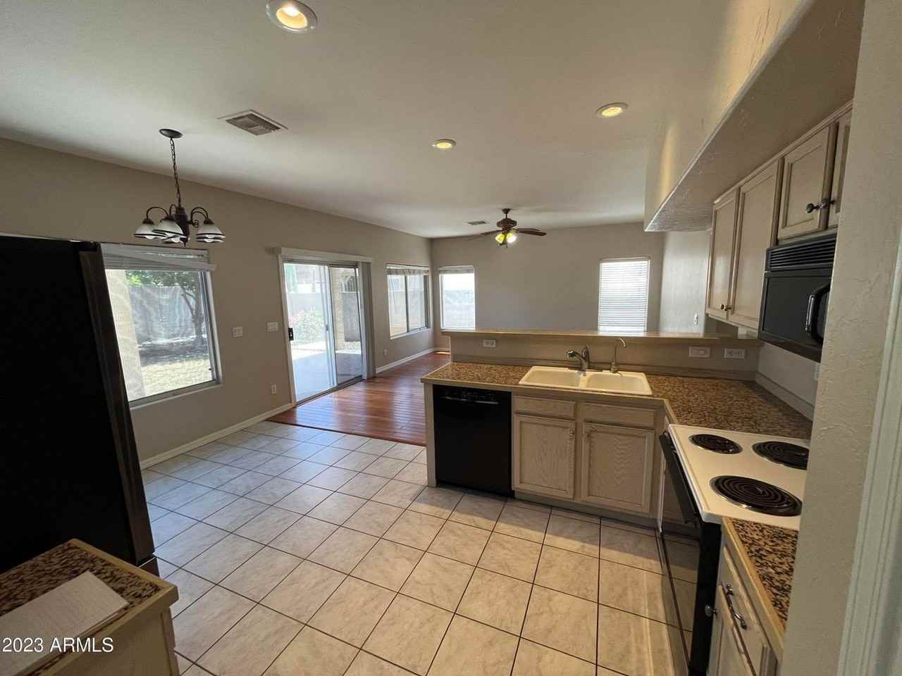 1321 N Palmsprings Dr - Photo 4 of 17