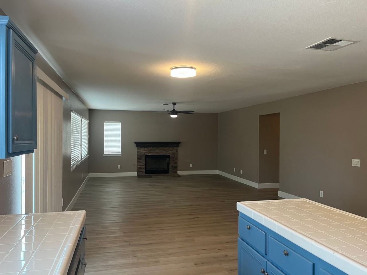32180 Yosemite St - Photo 5 of 18