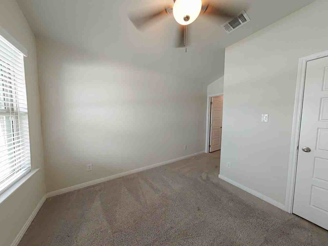 3205 Junction Bay - Photo 4 of 35