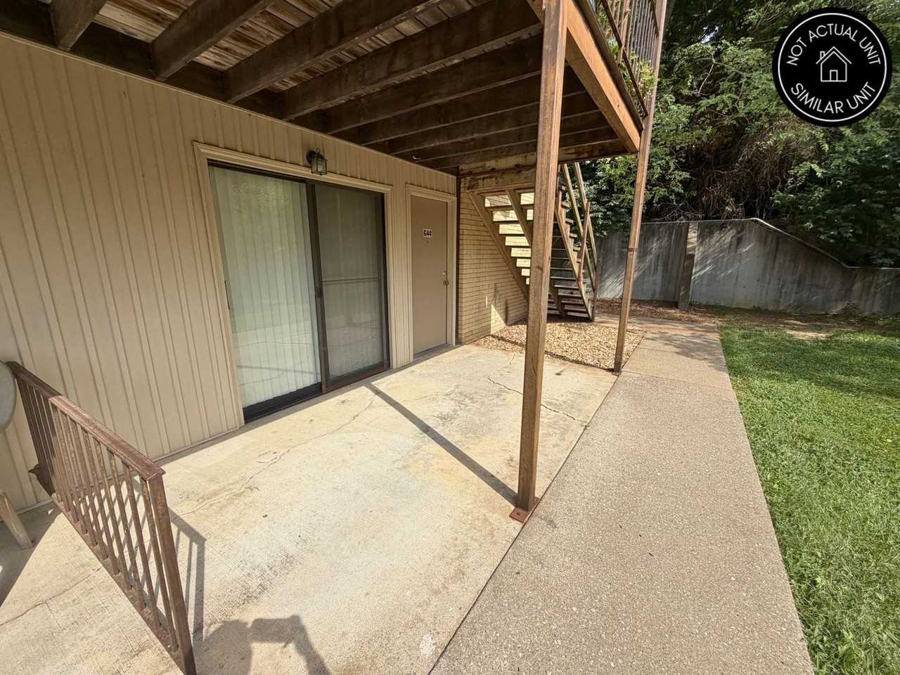 405 Clayton Dr #48 - Photo 5 of 39