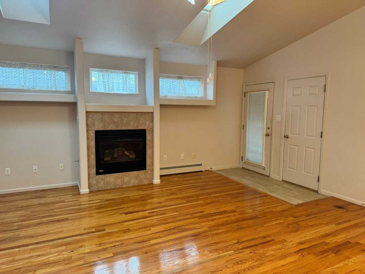 326 Appletree Ln - Photo 5 of 18