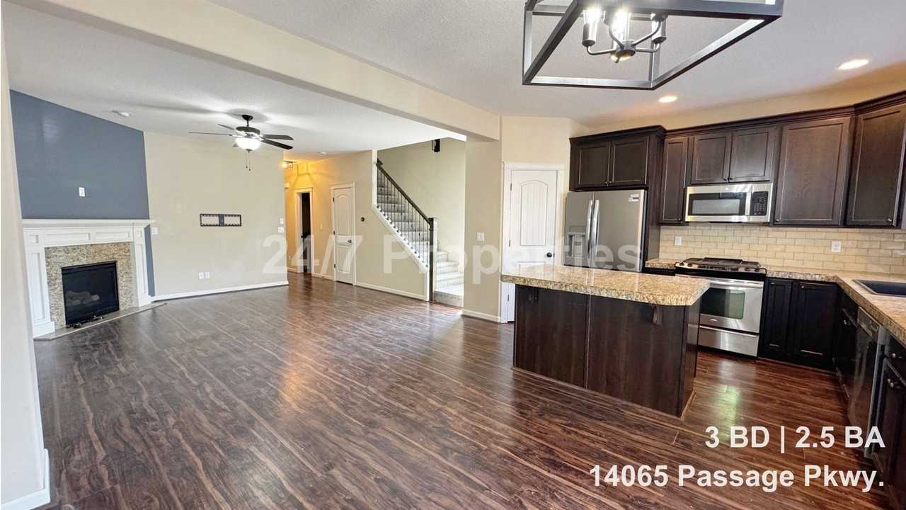 14065 Passage Pkwy - Photo 2 of 8