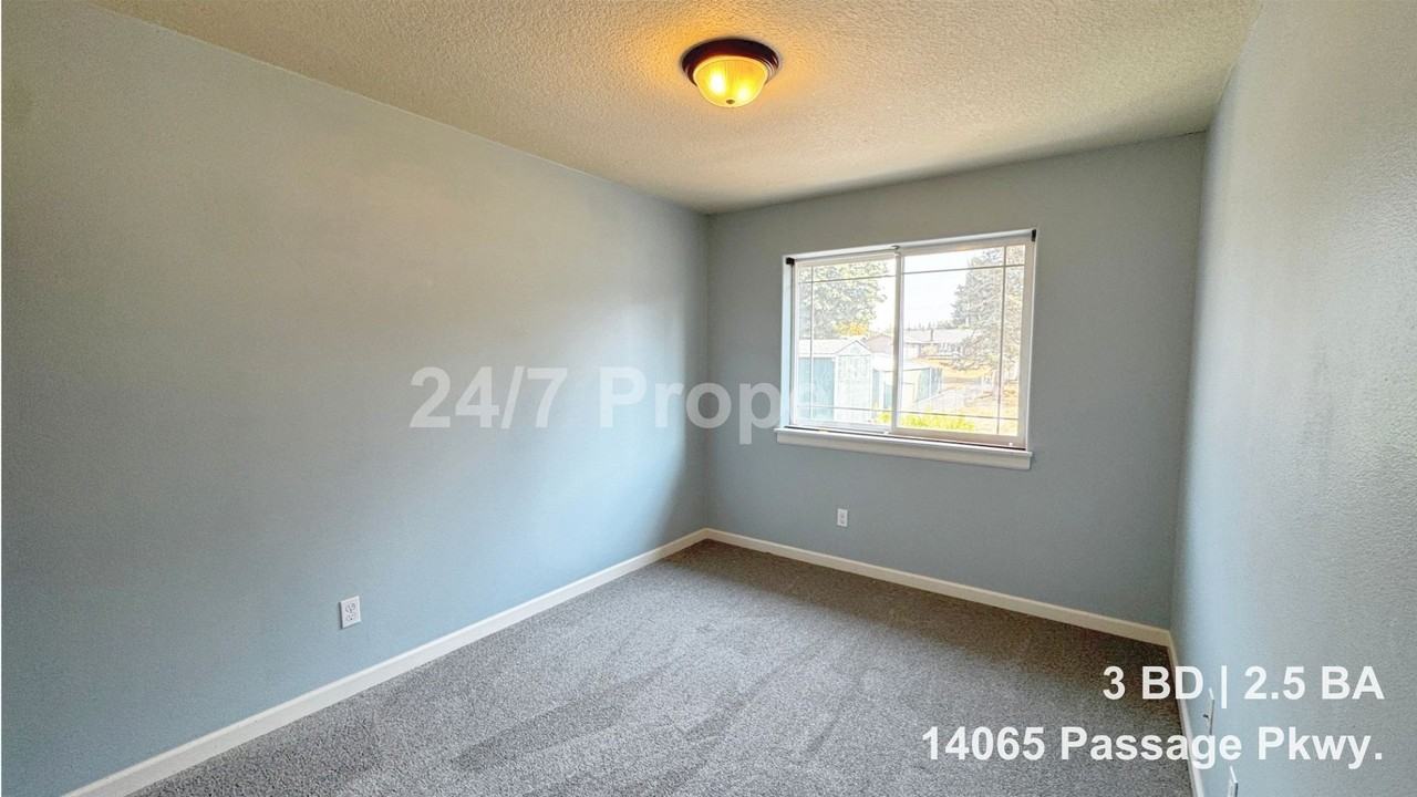 14065 Passage Pkwy - Photo 7 of 8