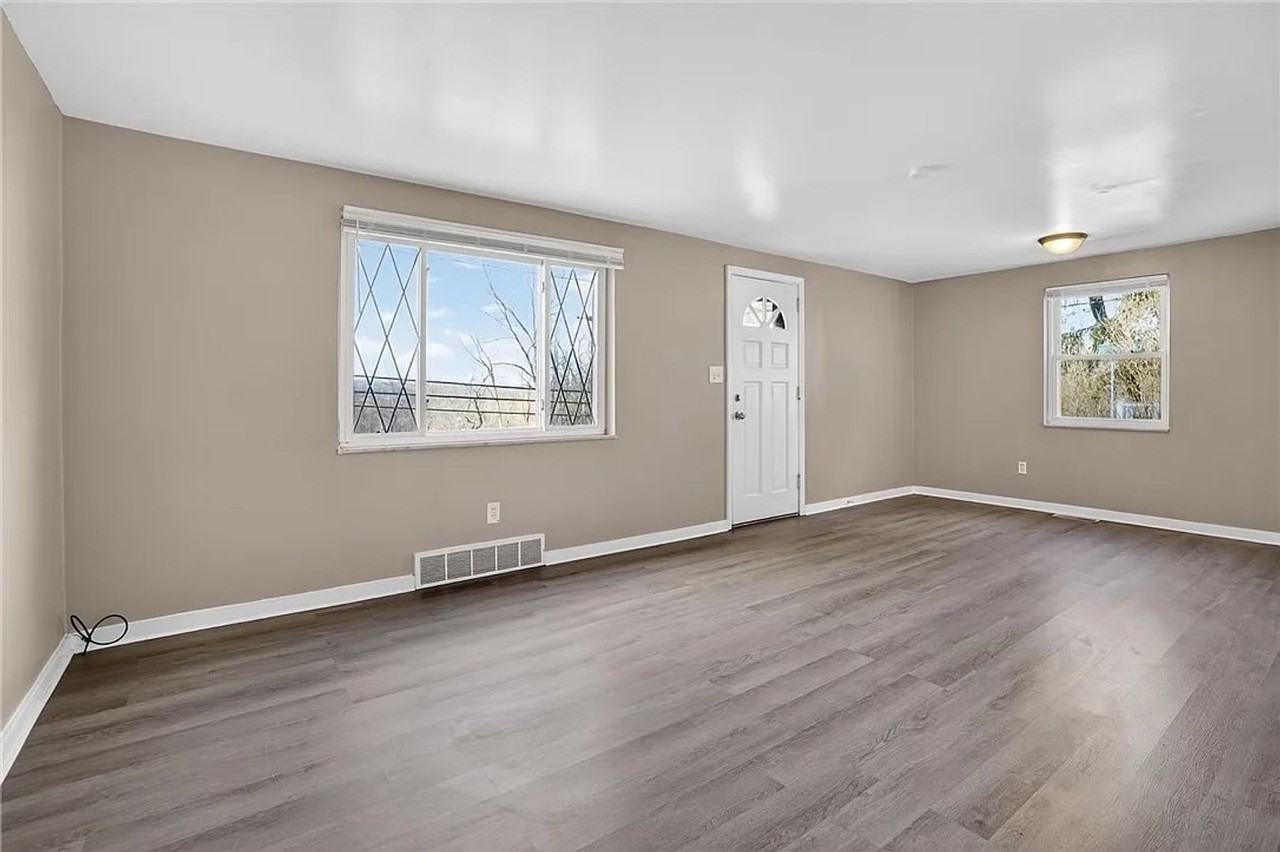 8030 Lincoln Rd - Photo 4 of 28