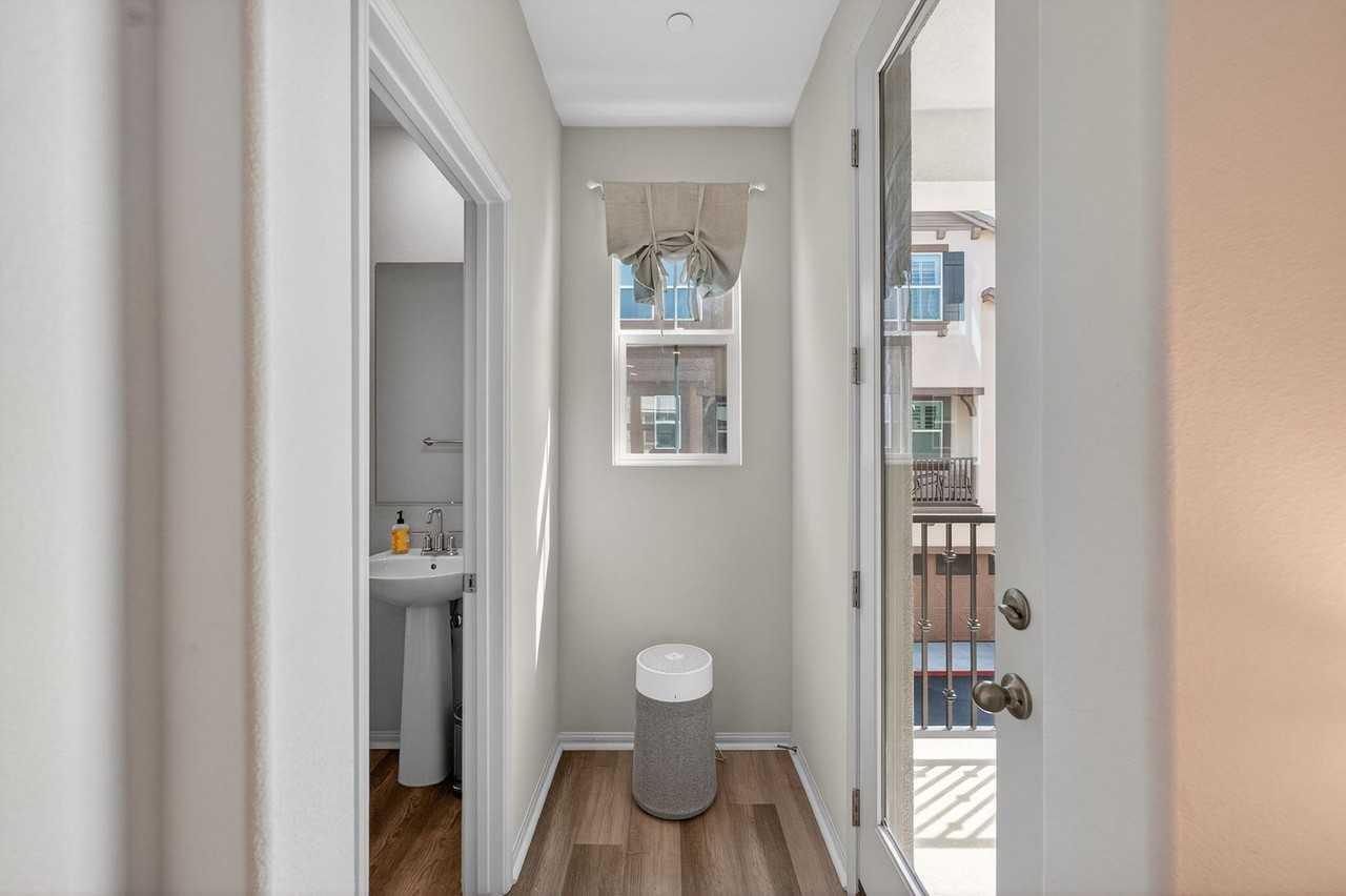 40379 Melrose Dr - Photo 4 of 50