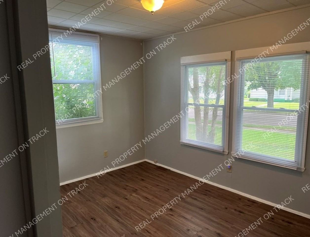 2823 Garfield Dr - Photo 7 of 11