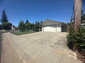 9101 Rosewood Dr - Photo 1 of 1